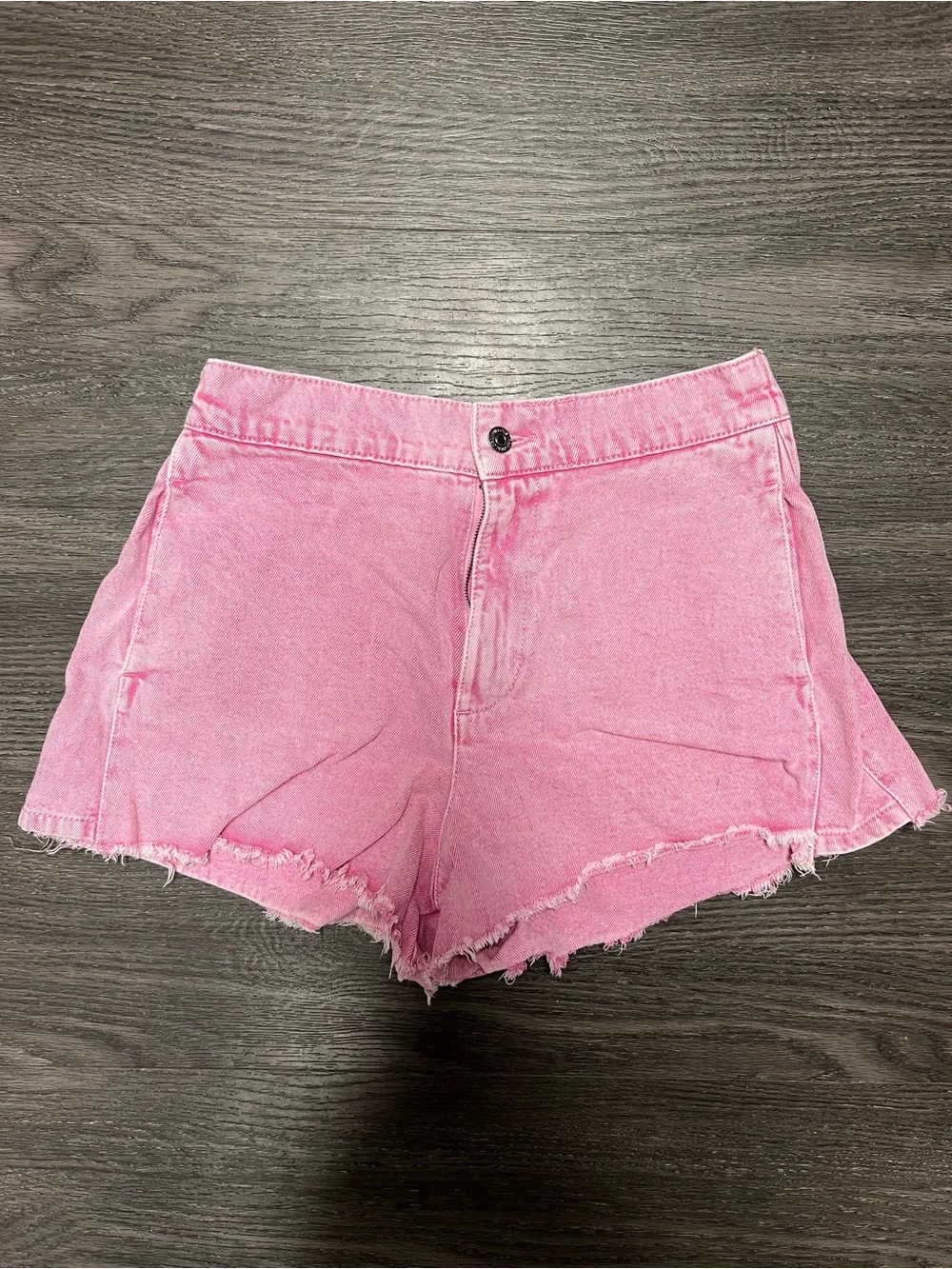 women’s pink denim shorts